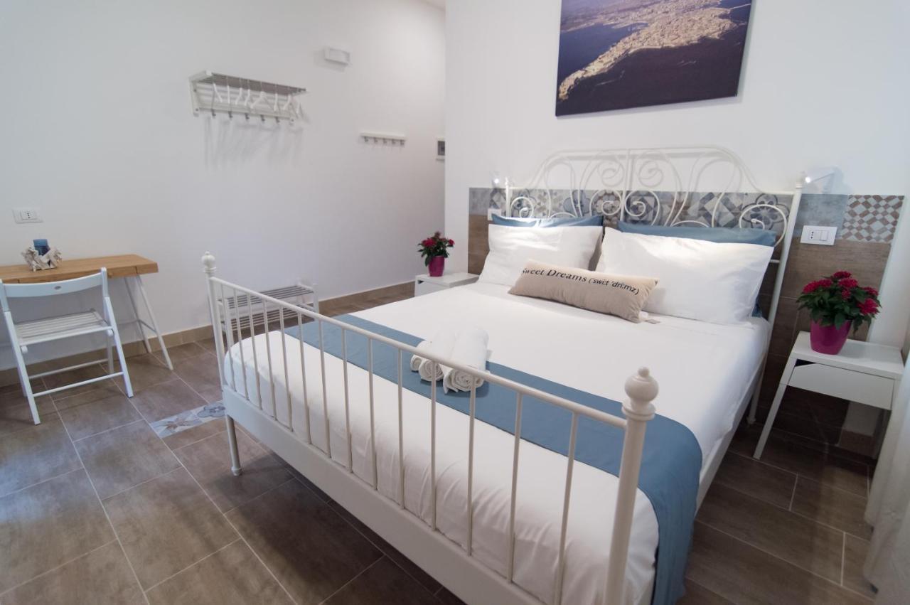 Raudino Rooms Syracuse Bagian luar foto
