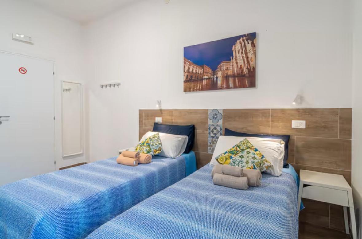 Raudino Rooms Syracuse Bagian luar foto