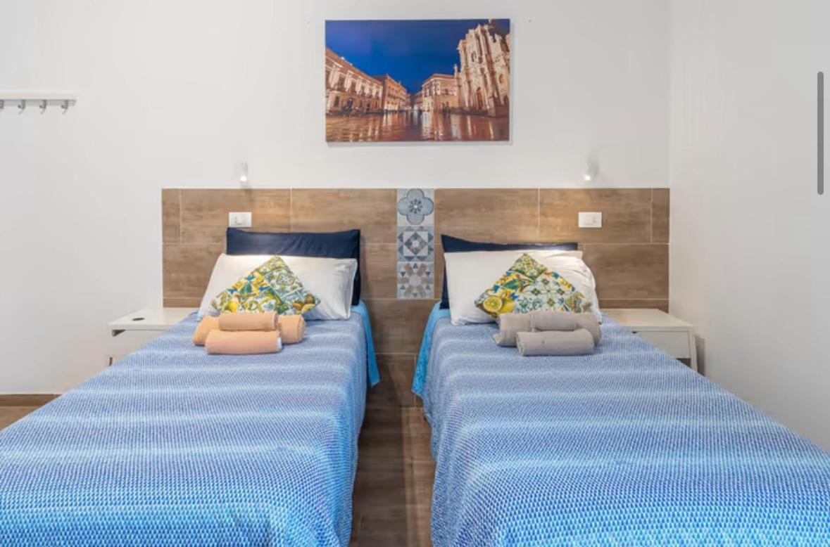 Raudino Rooms Syracuse Bagian luar foto