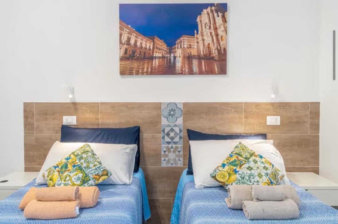 Raudino Rooms Syracuse Bagian luar foto